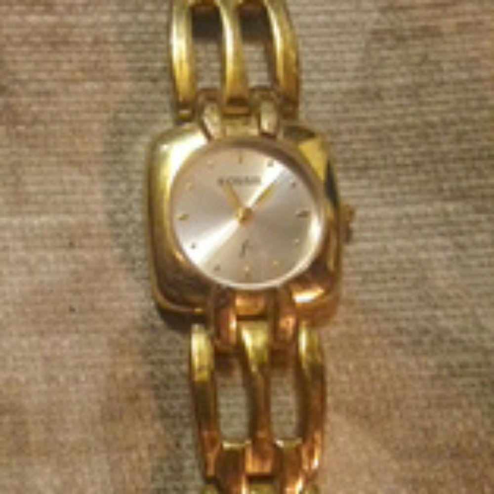 Ladies gold tone Fossil watch